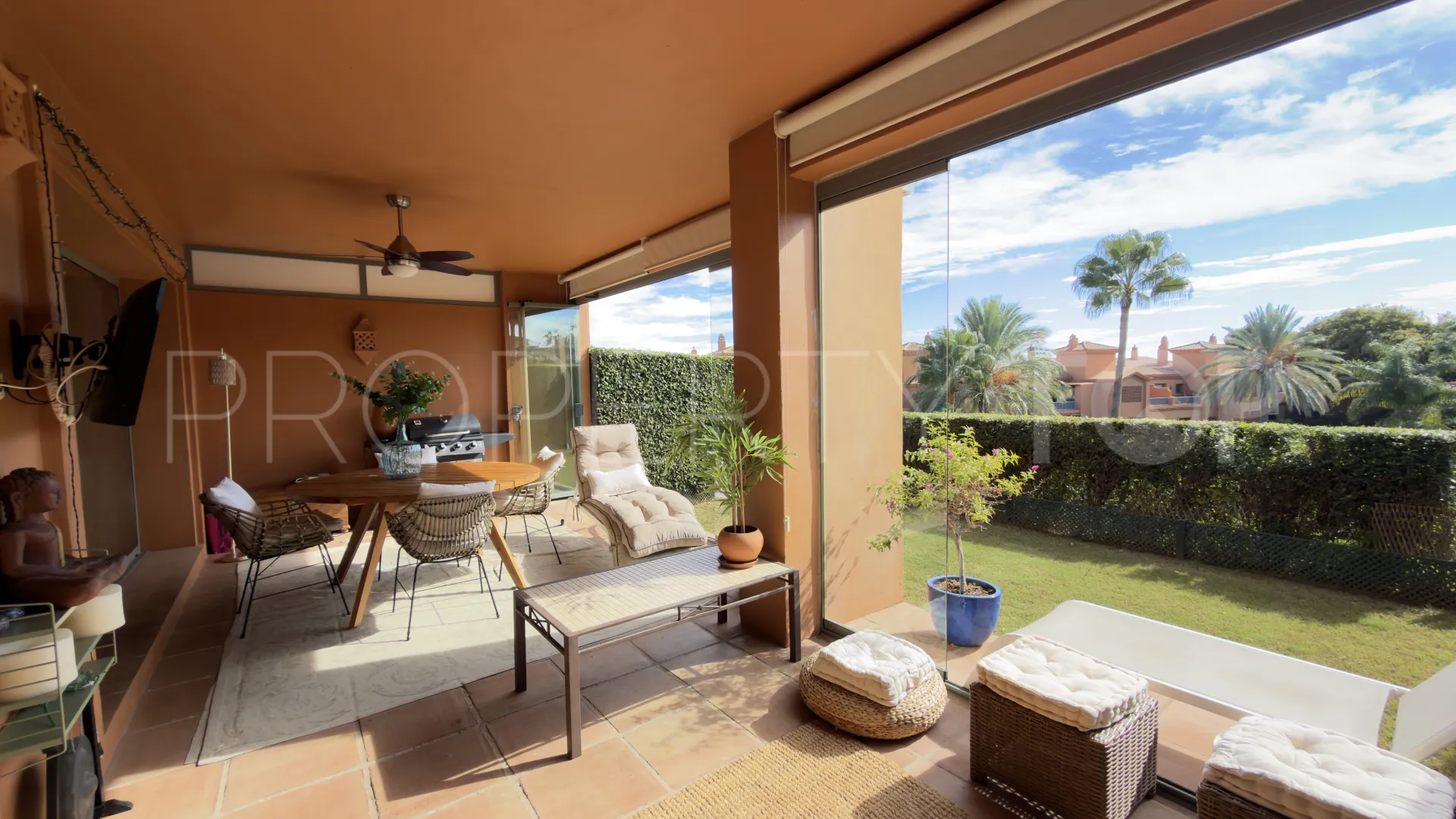 For sale ground floor apartment in Atalaya with 2 bedrooms