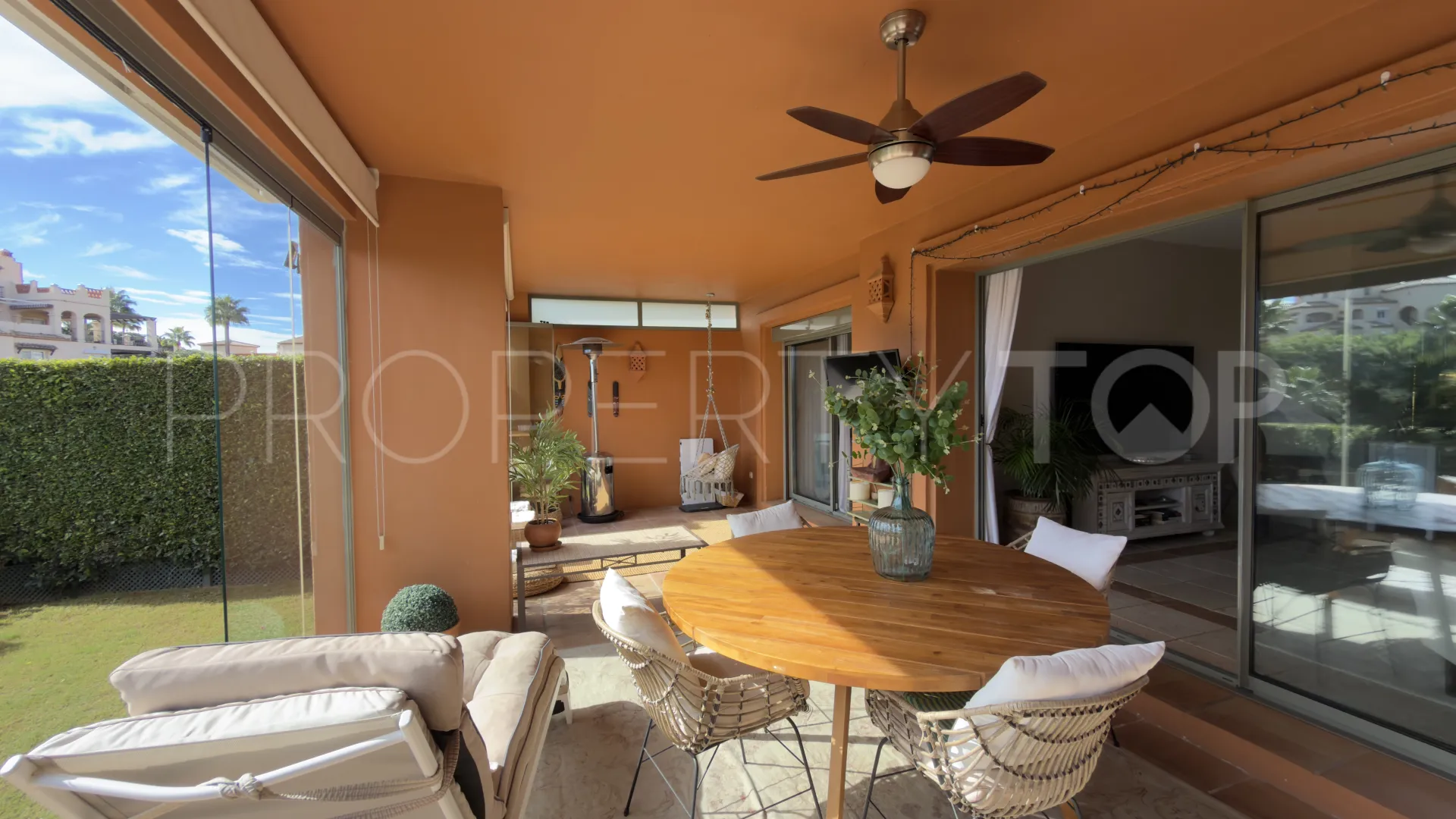 For sale ground floor apartment in Atalaya with 2 bedrooms