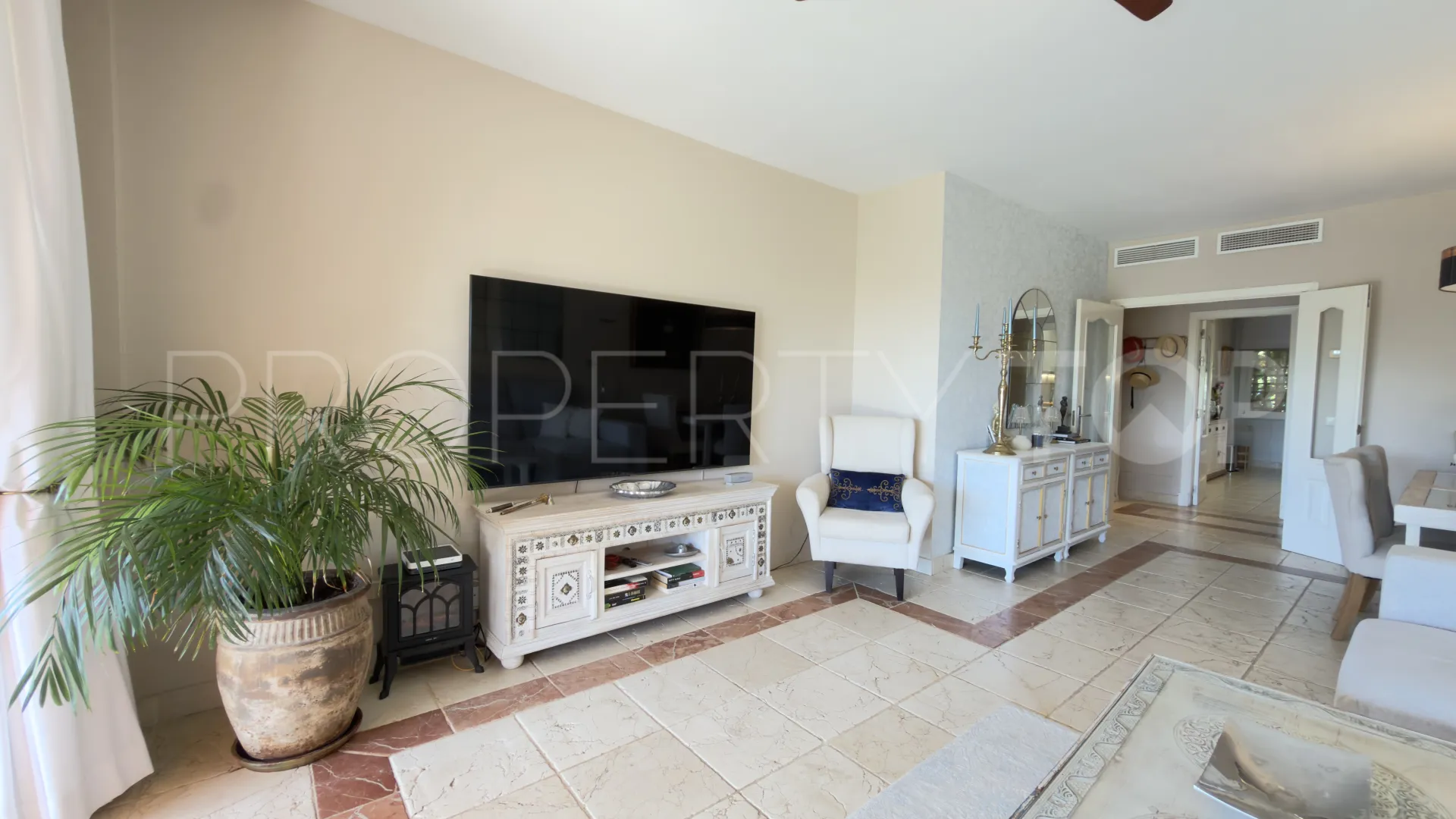 For sale ground floor apartment in Atalaya with 2 bedrooms