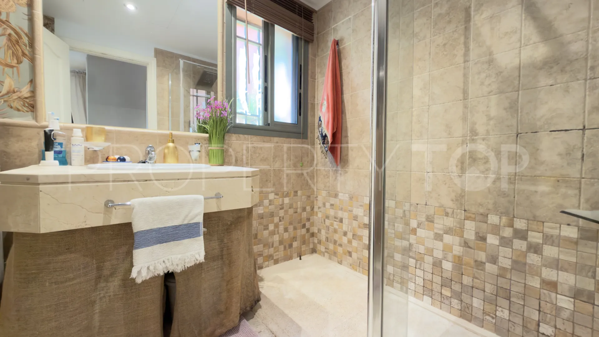 For sale ground floor apartment in Atalaya with 2 bedrooms