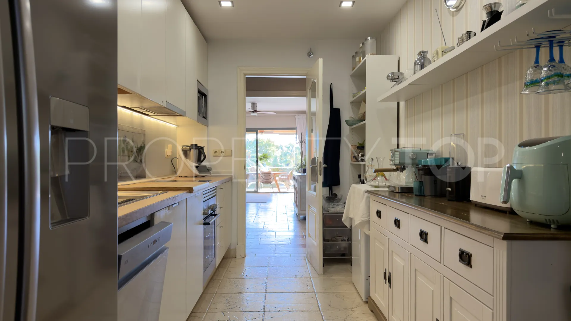 For sale ground floor apartment in Atalaya with 2 bedrooms
