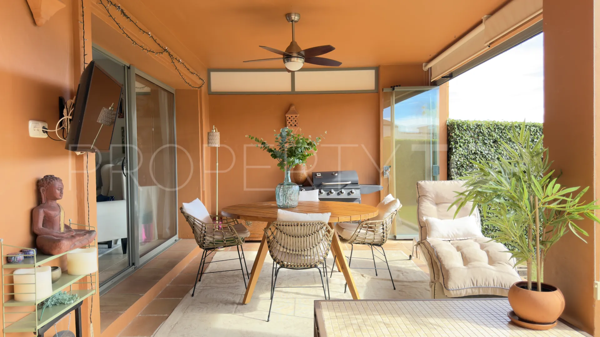 For sale ground floor apartment in Atalaya with 2 bedrooms