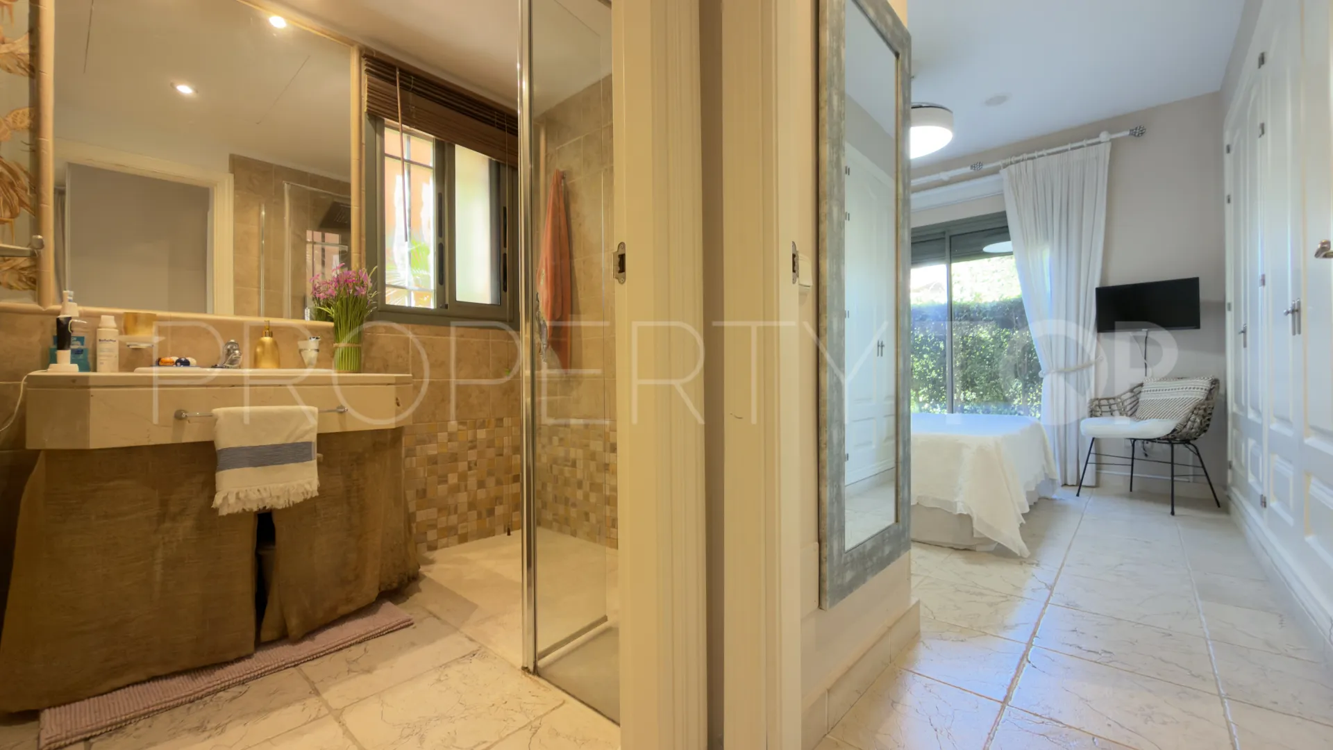 For sale ground floor apartment in Atalaya with 2 bedrooms
