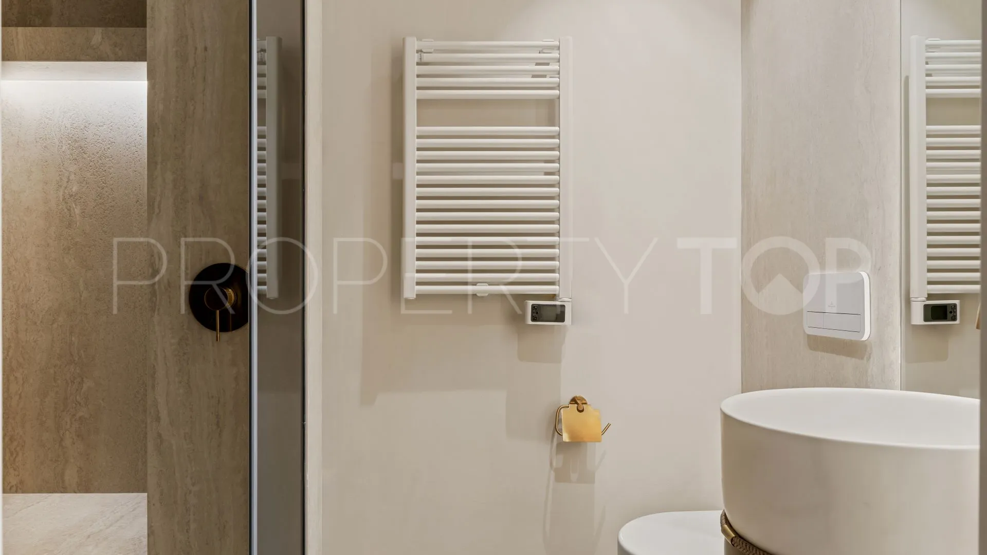 For sale penthouse in Torre Bermeja