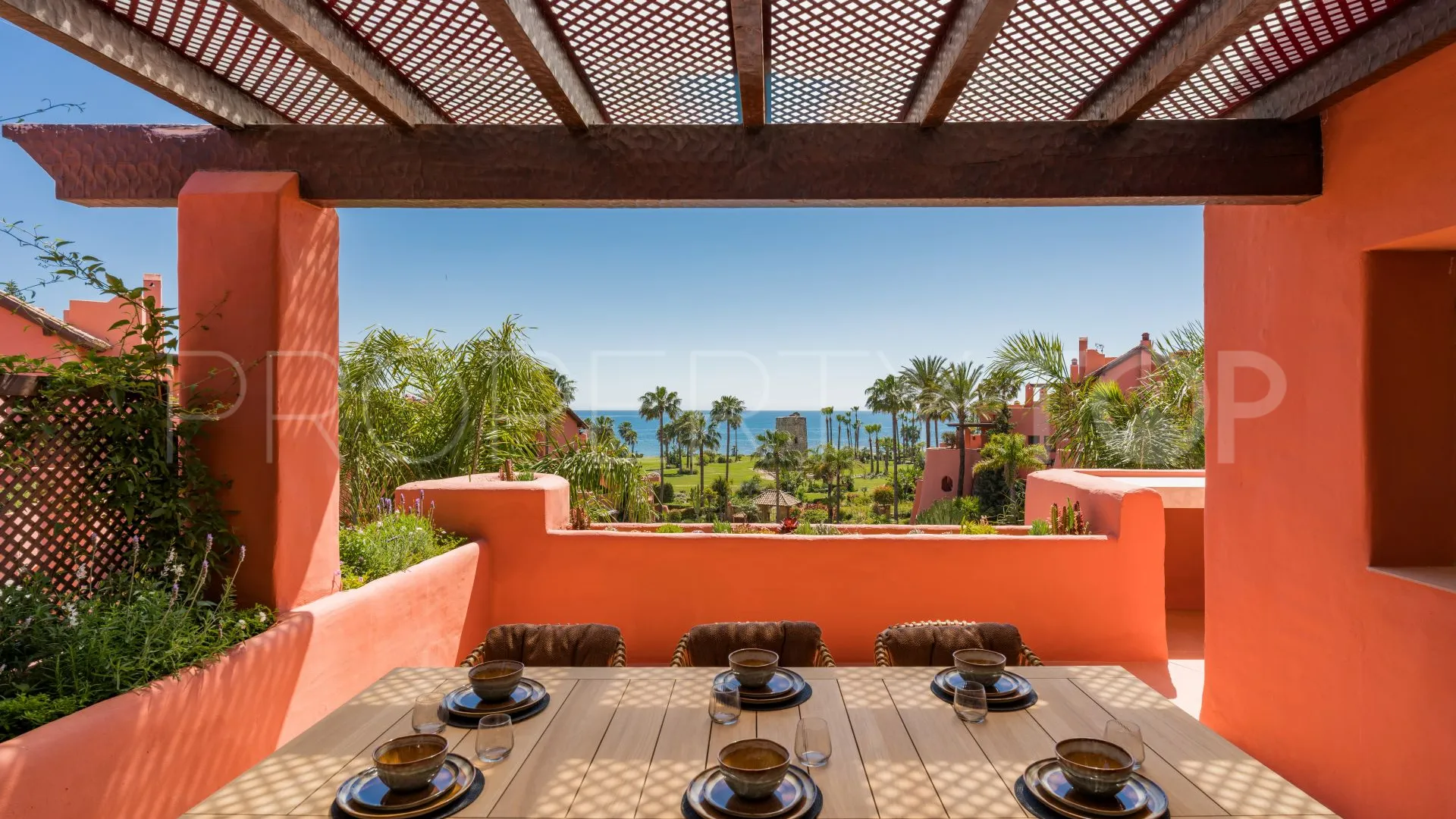 For sale penthouse in Torre Bermeja