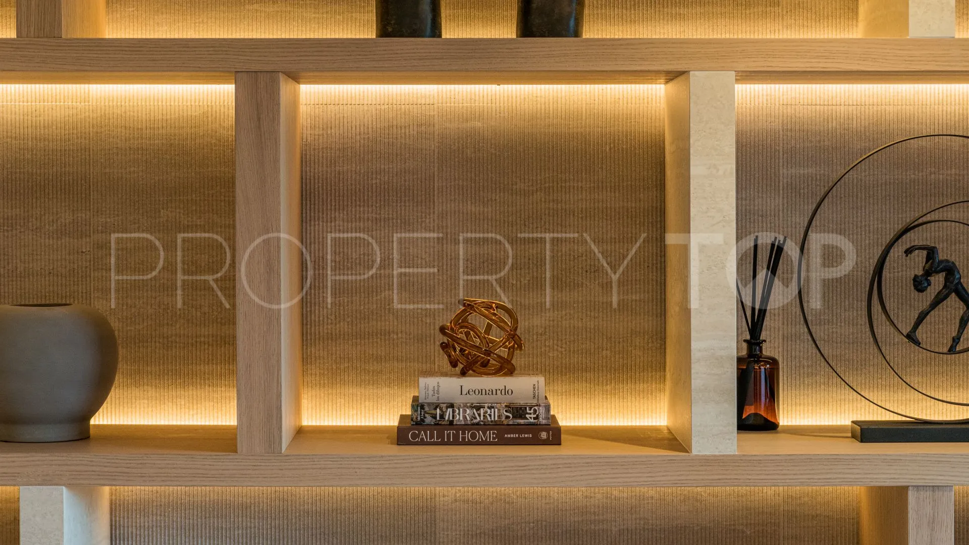For sale penthouse in Torre Bermeja