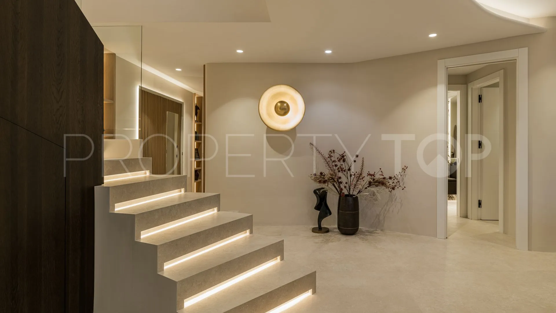 For sale penthouse in Torre Bermeja