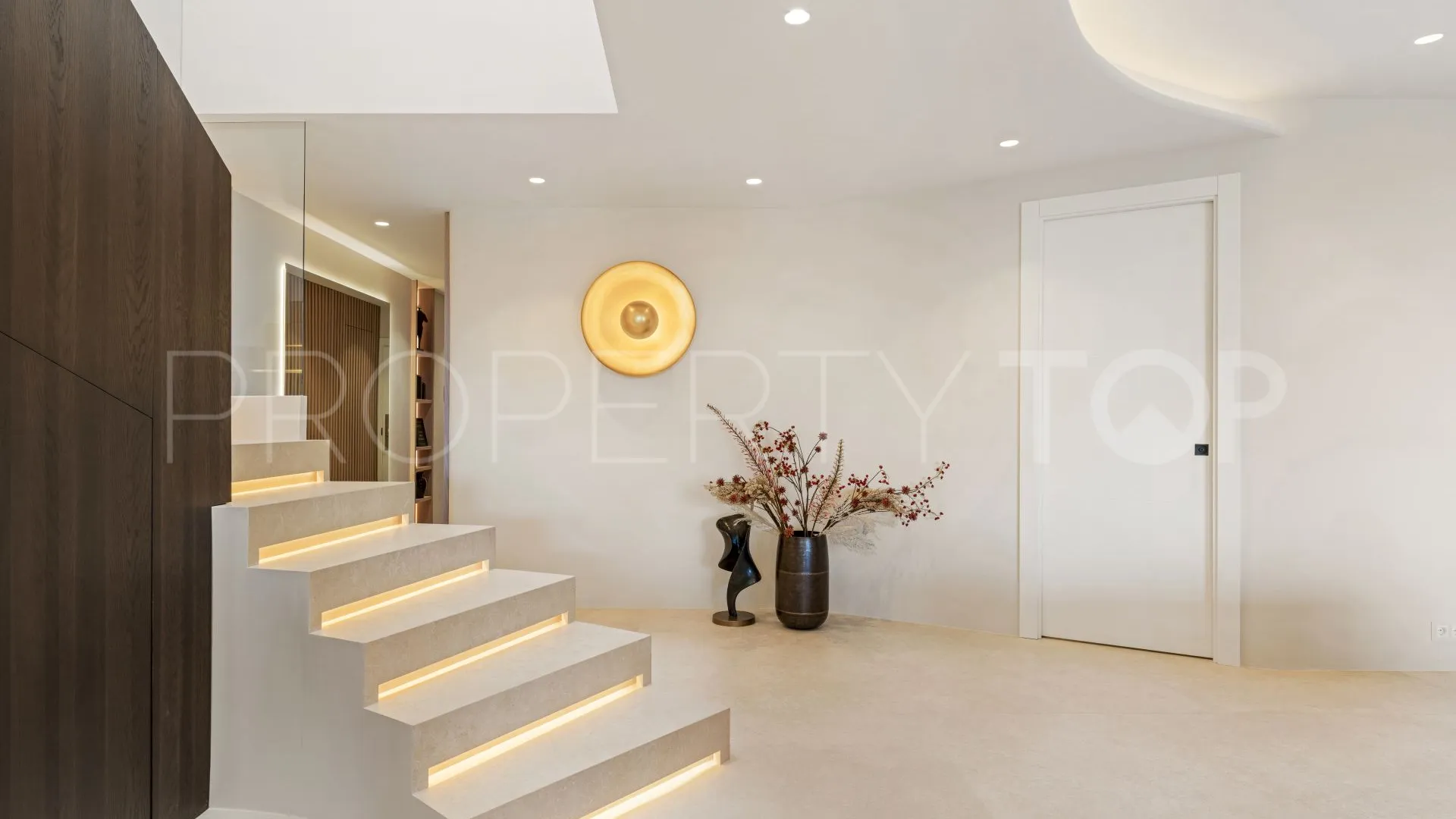 For sale penthouse in Torre Bermeja