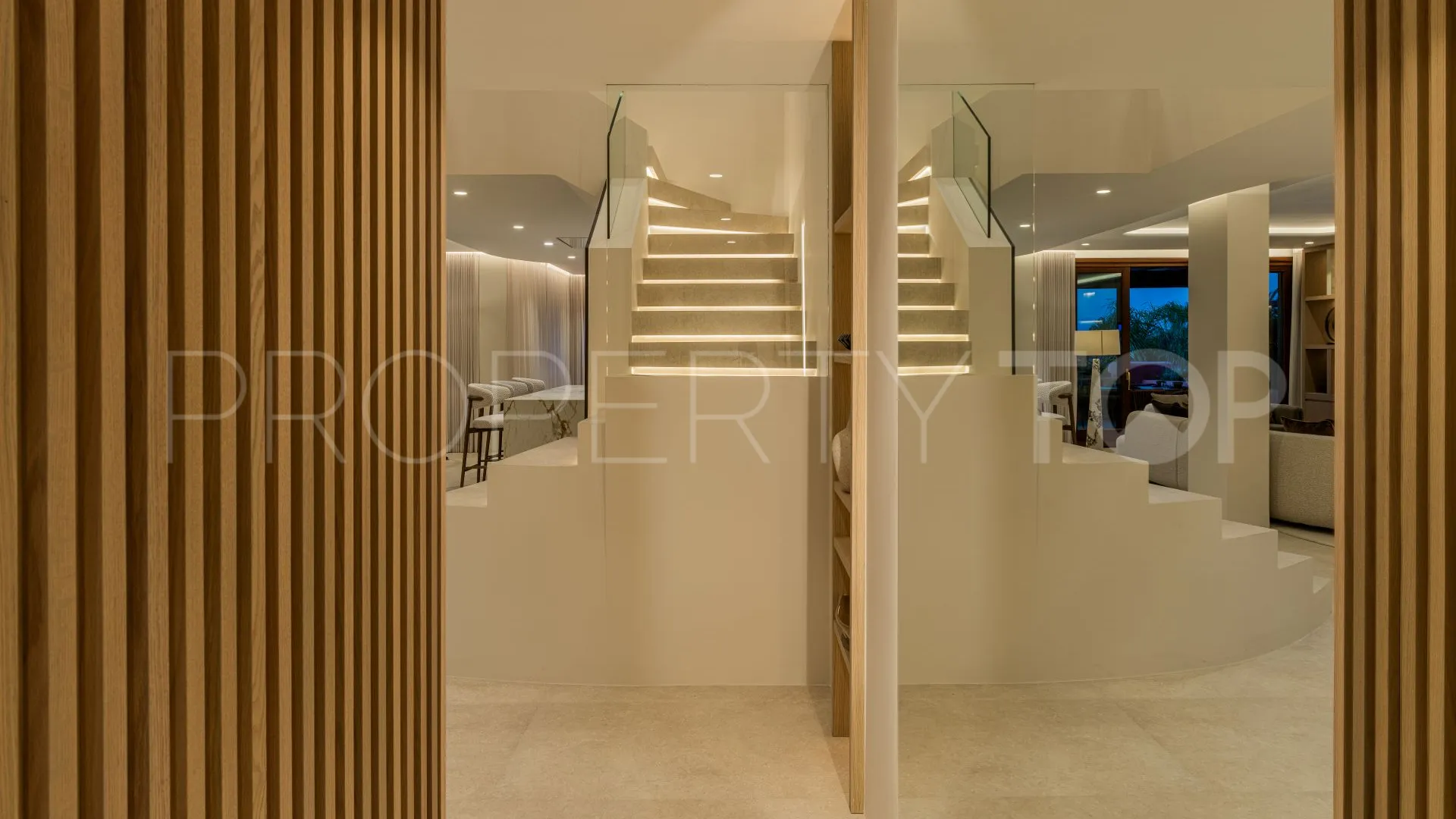 For sale penthouse in Torre Bermeja