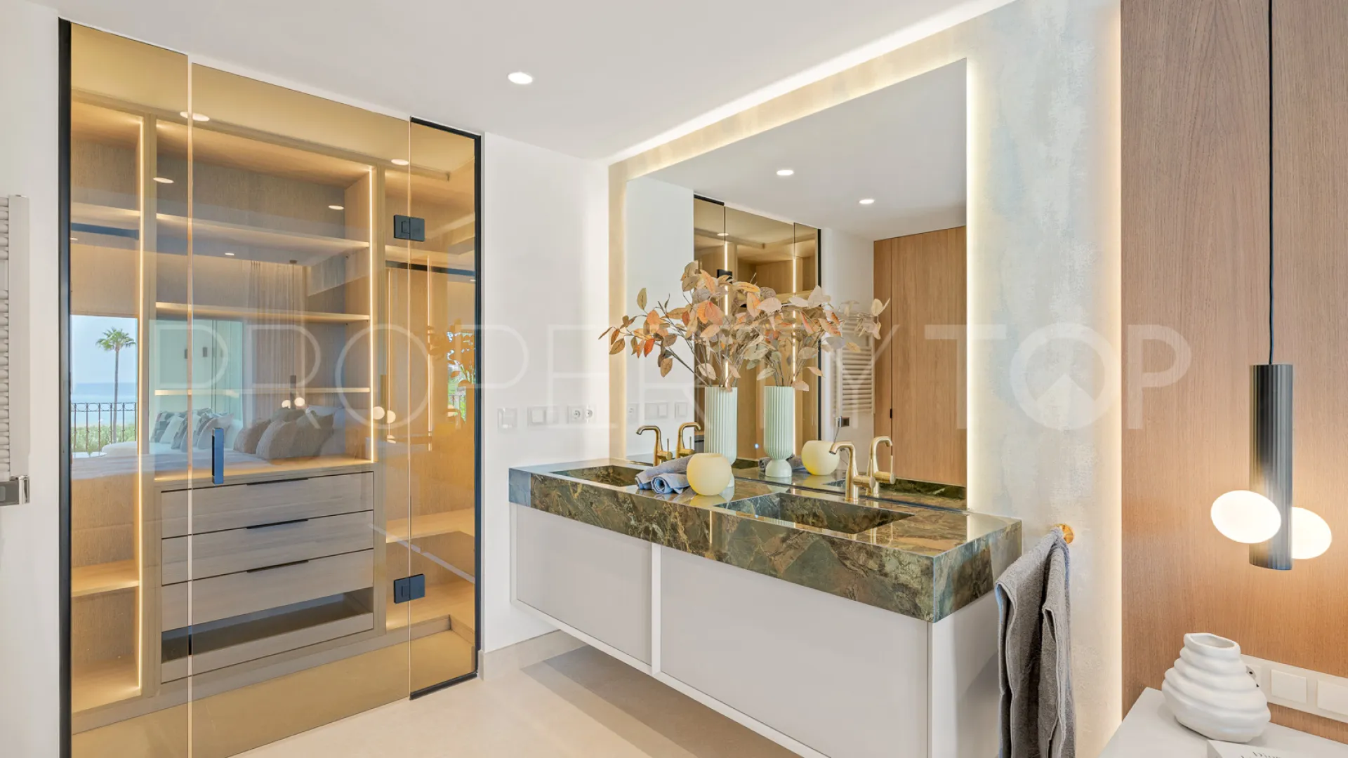 Se vende apartamento en Bahía del Velerín con 3 dormitorios