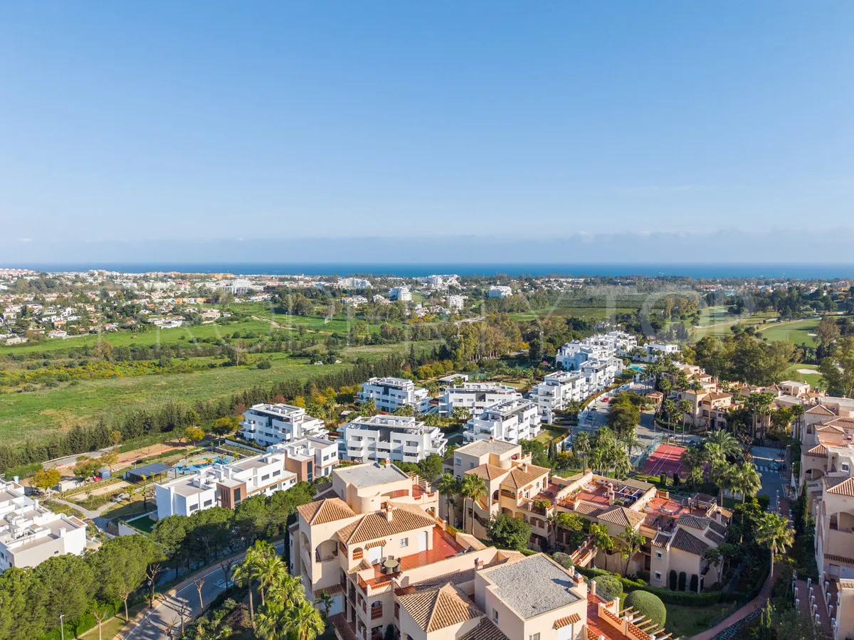 Comprar apartamento planta baja de 2 dormitorios en Benatalaya