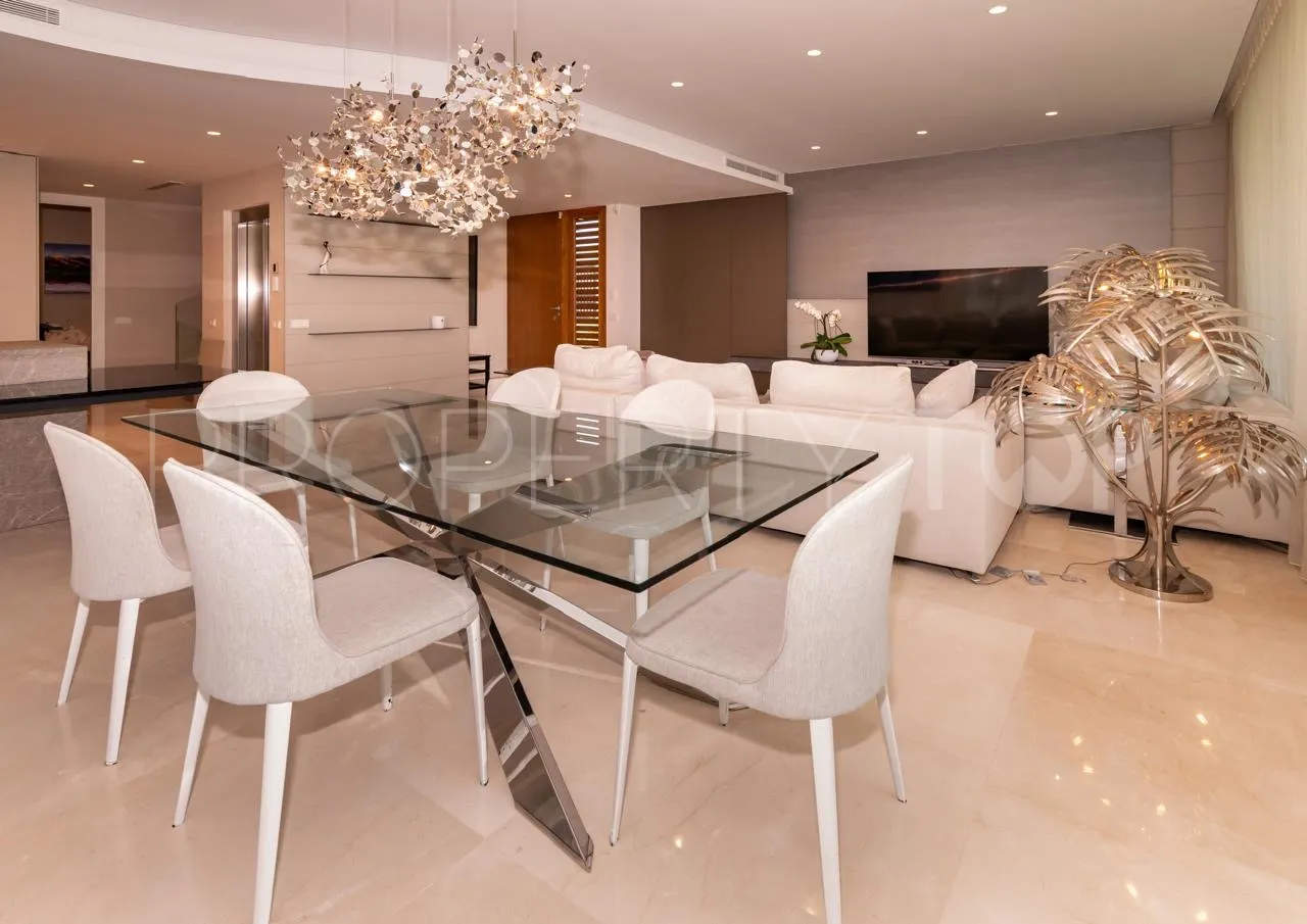 Villa en venta en San Pedro Playa con 4 dormitorios