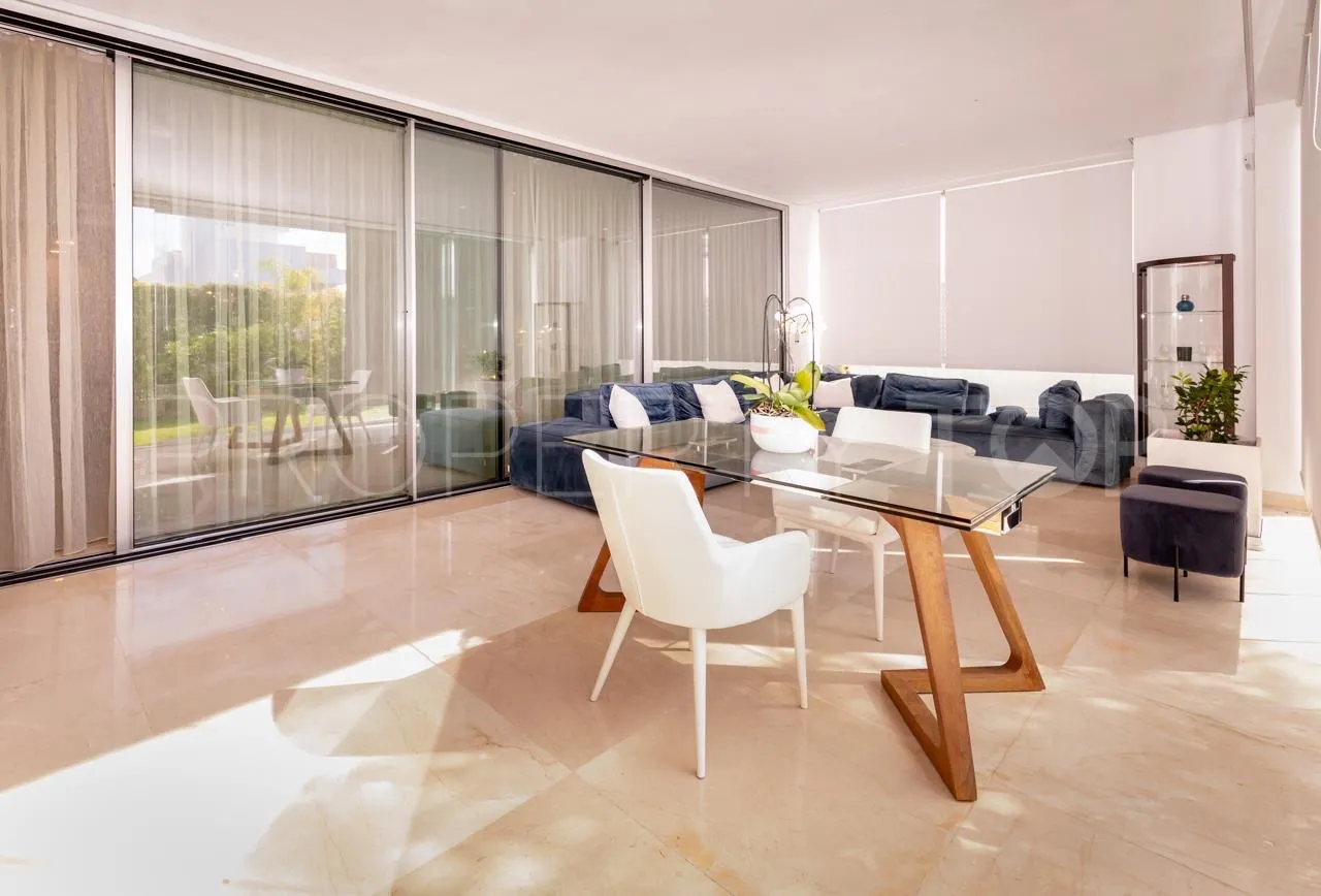 Villa en venta en San Pedro Playa con 4 dormitorios