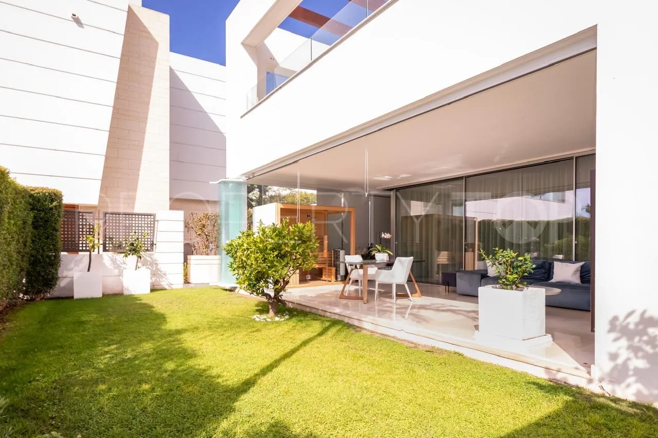 Villa en venta en San Pedro Playa con 4 dormitorios