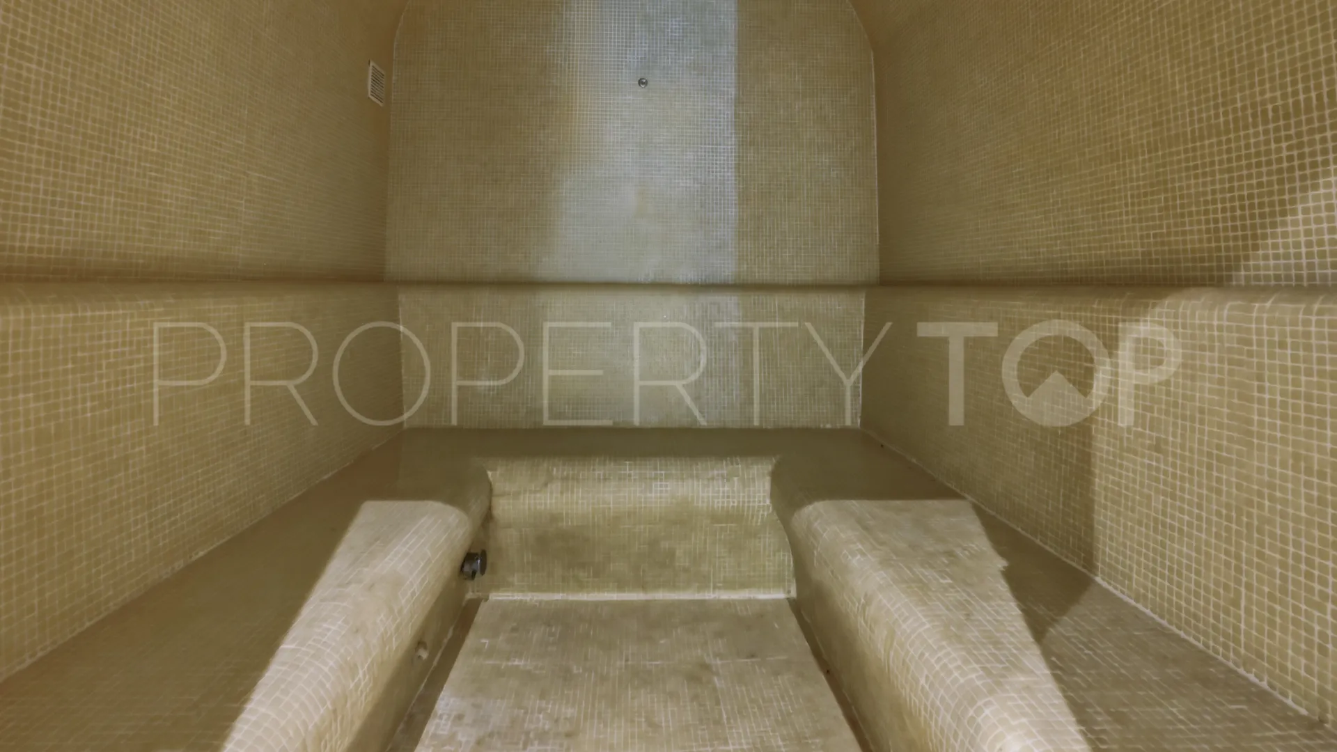 Buy ground floor apartment in Benatalaya