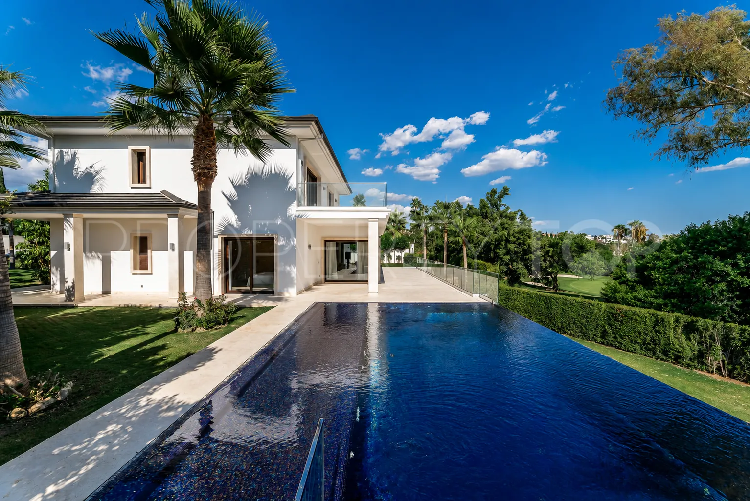 6 bedrooms villa for sale in Los Naranjos
