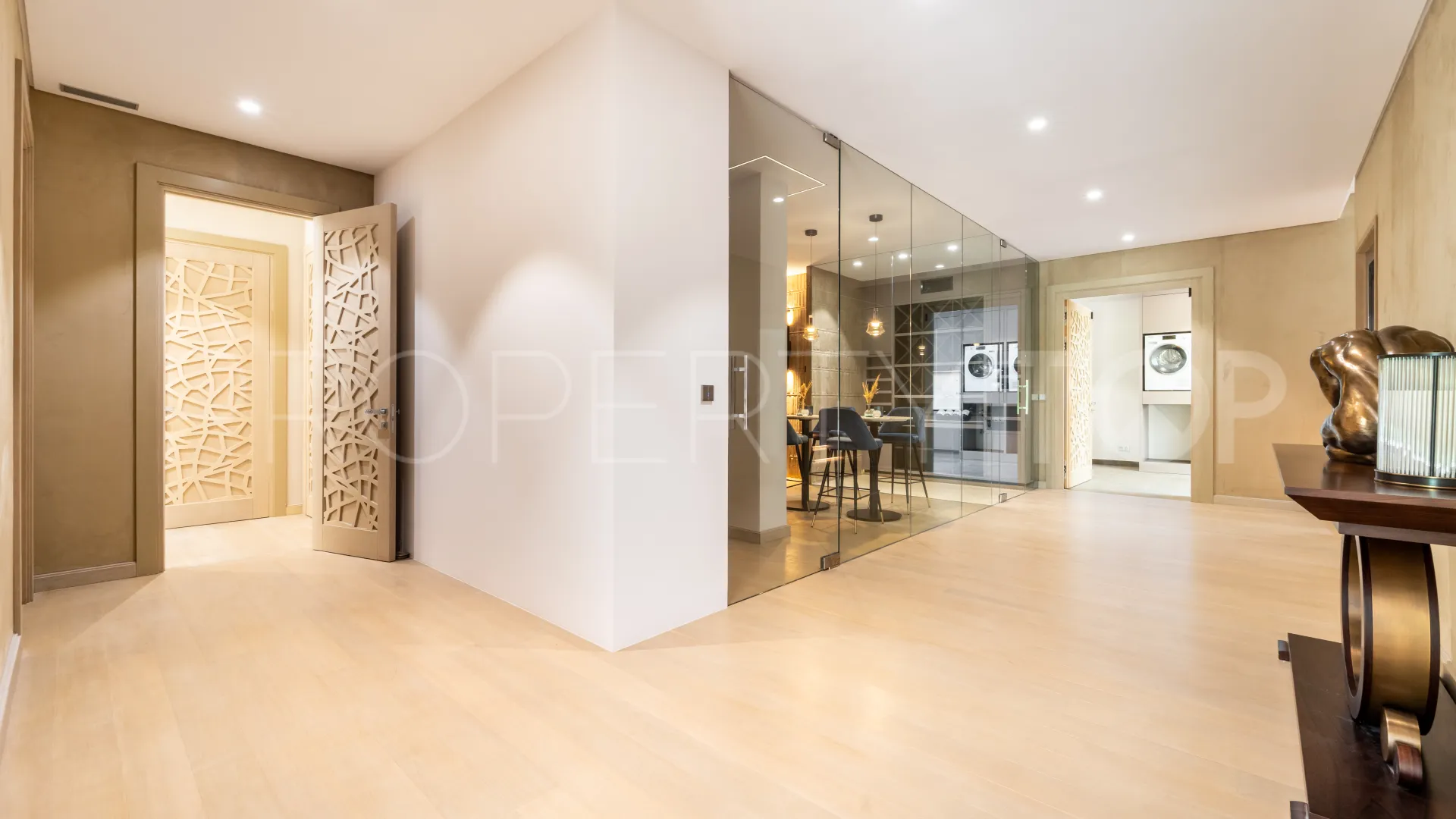 6 bedrooms villa for sale in Los Naranjos