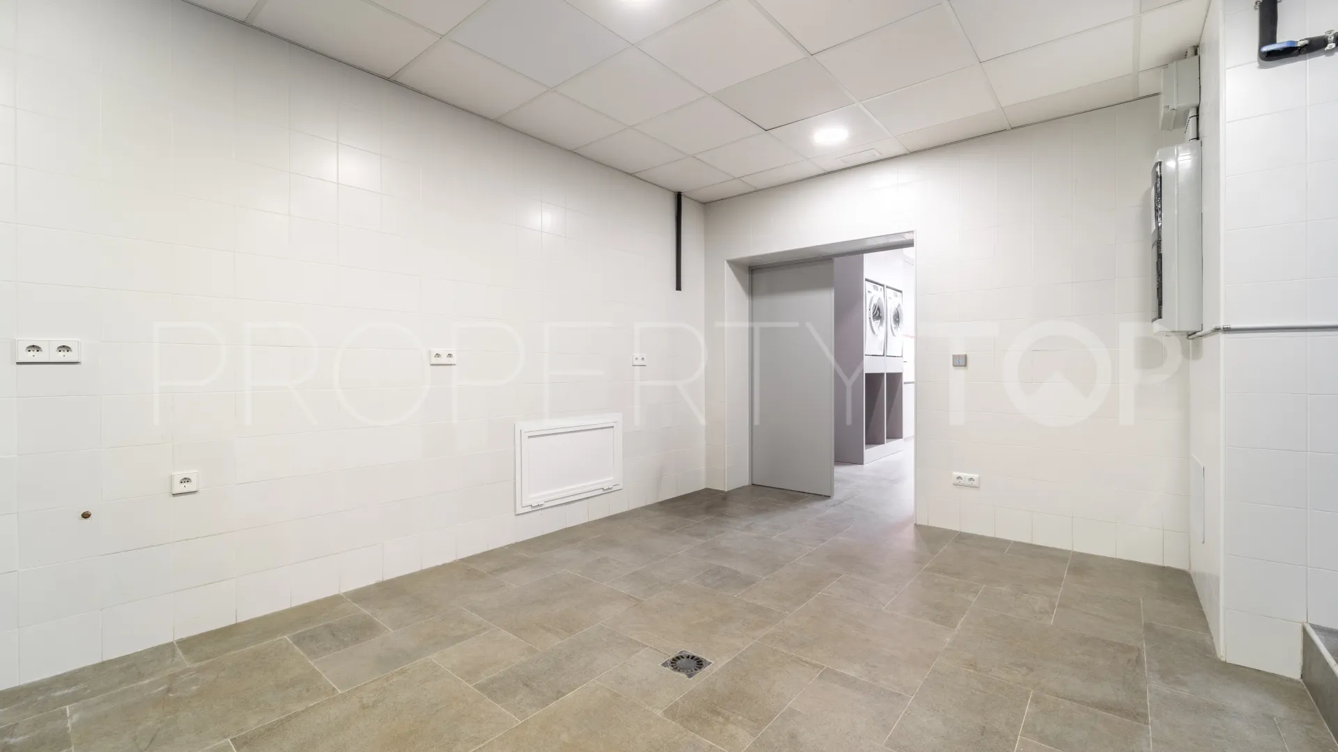 6 bedrooms villa for sale in Los Naranjos