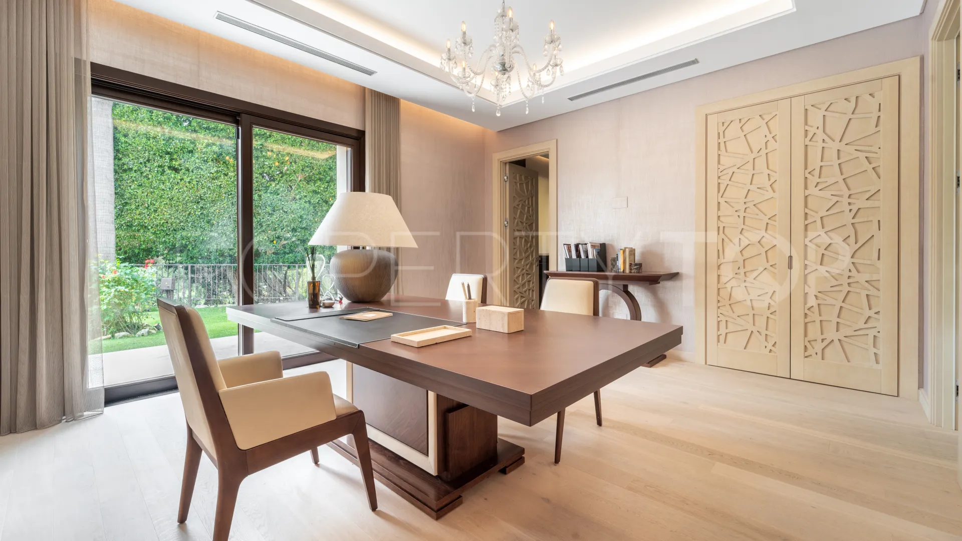 6 bedrooms villa for sale in Los Naranjos