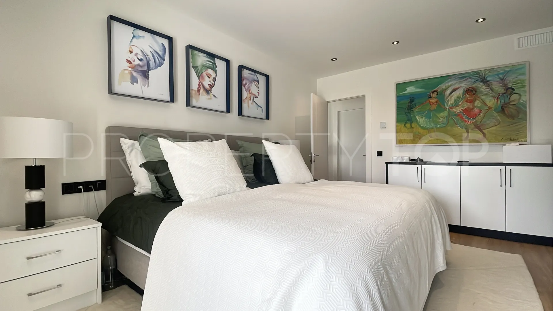 Villa for sale in El Rosario