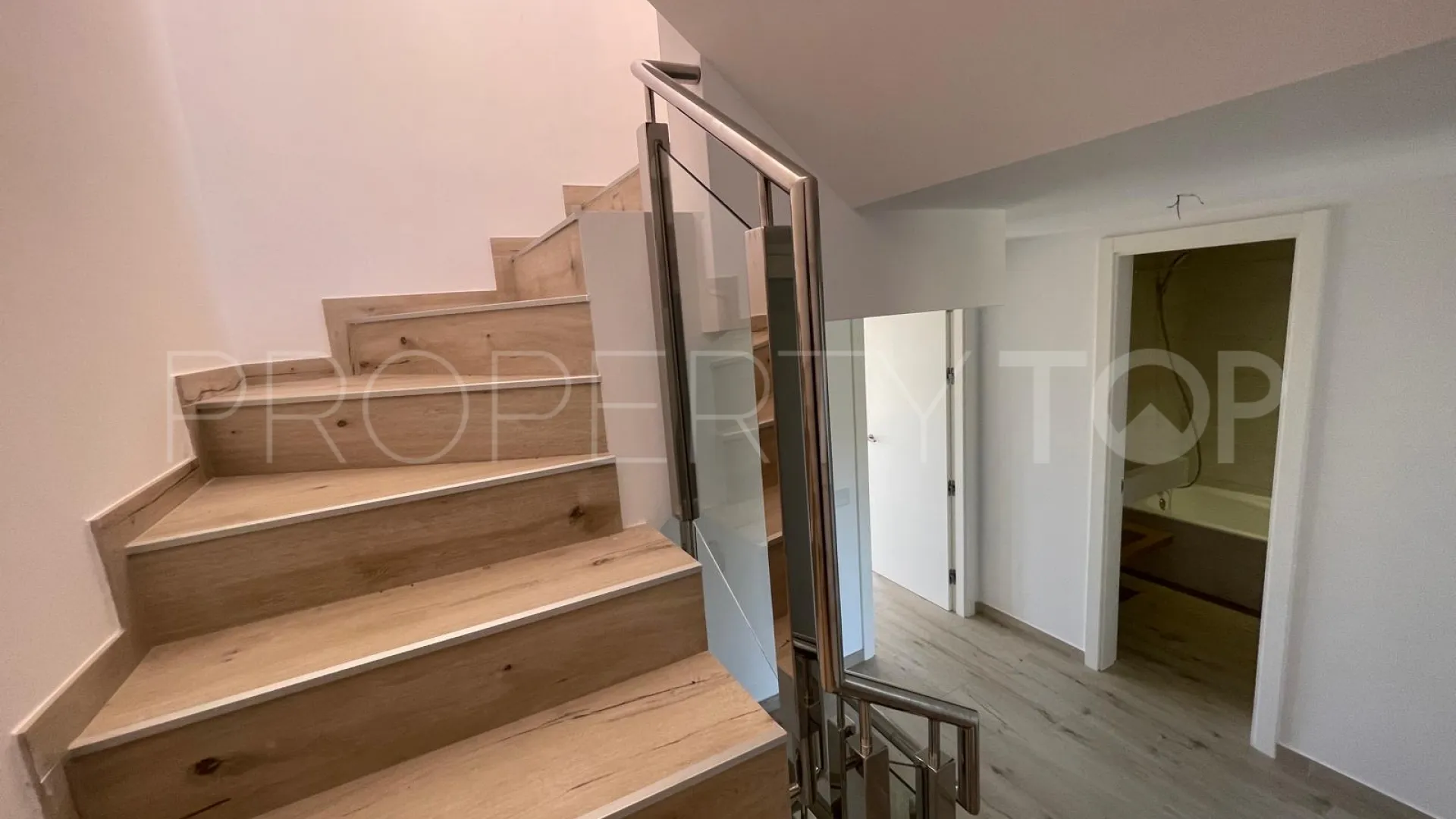 Buy Benahavis town house with 3 bedrooms