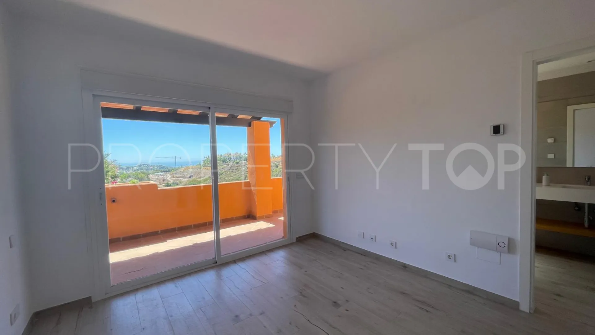 Buy Benahavis town house with 3 bedrooms