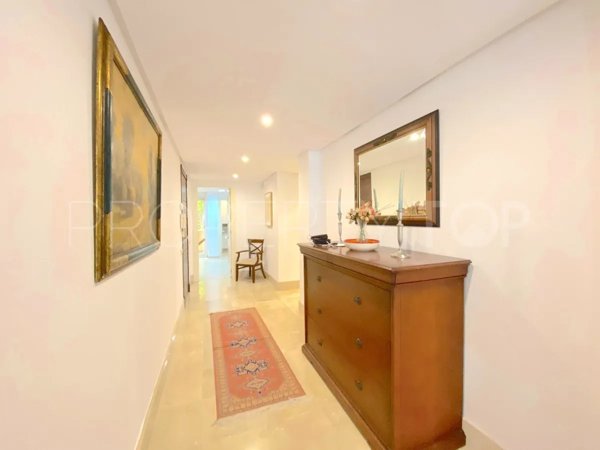 For sale apartment in Rio Real with 2 bedrooms