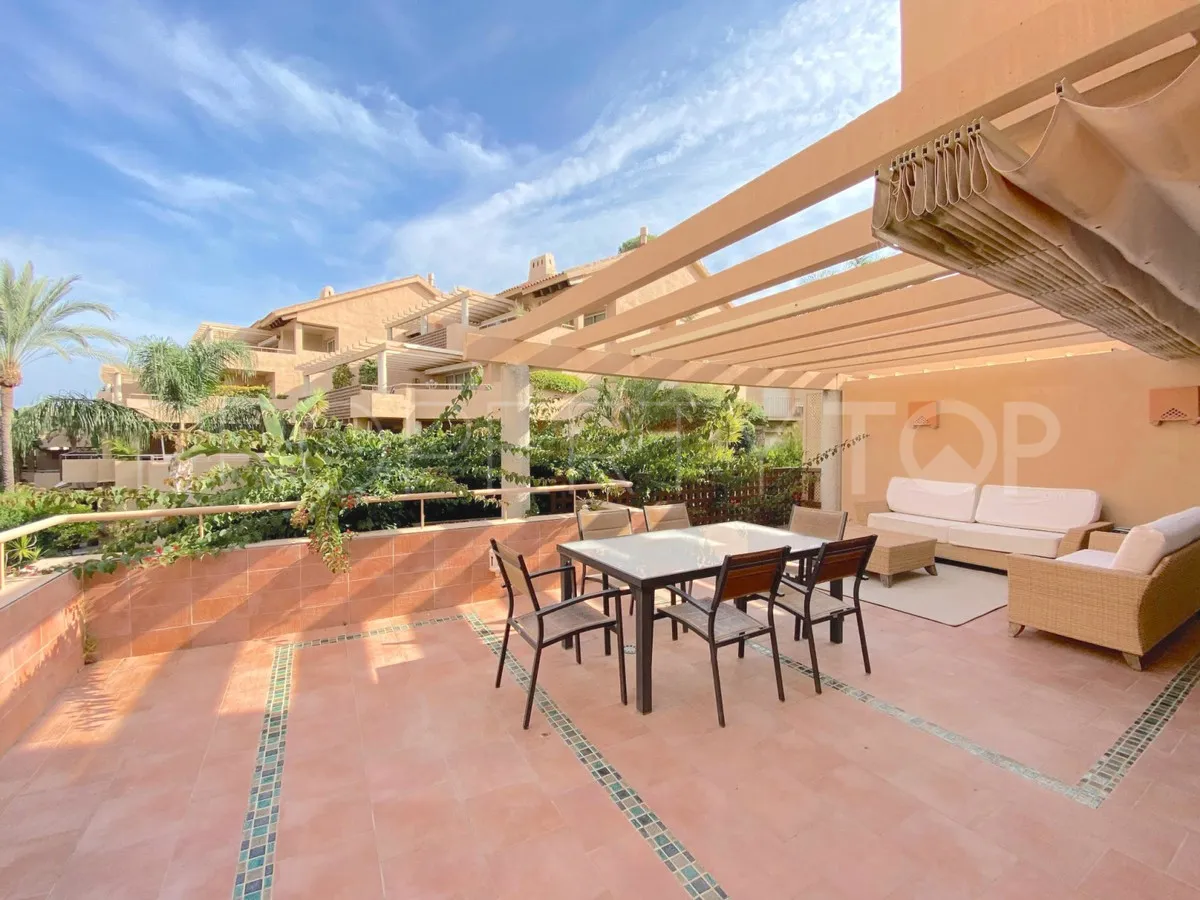 For sale apartment in Rio Real with 2 bedrooms