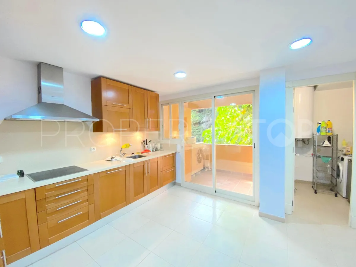 For sale apartment in Rio Real with 2 bedrooms