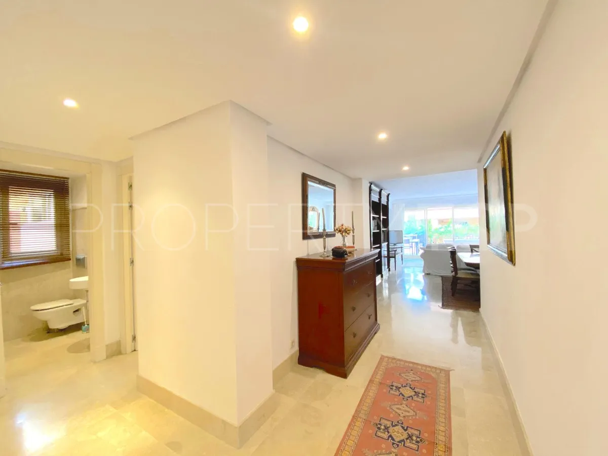 For sale apartment in Rio Real with 2 bedrooms