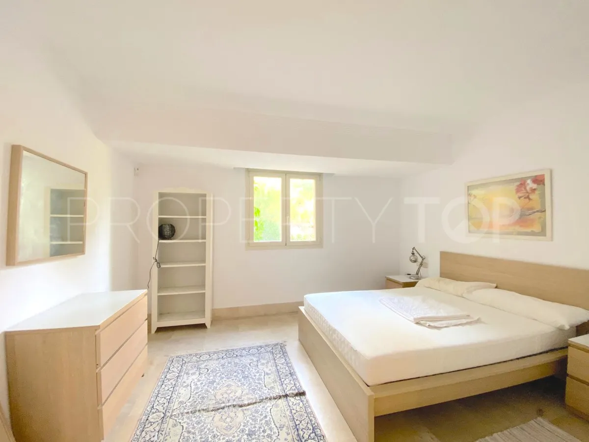For sale apartment in Rio Real with 2 bedrooms