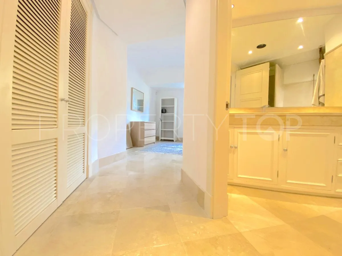 For sale apartment in Rio Real with 2 bedrooms