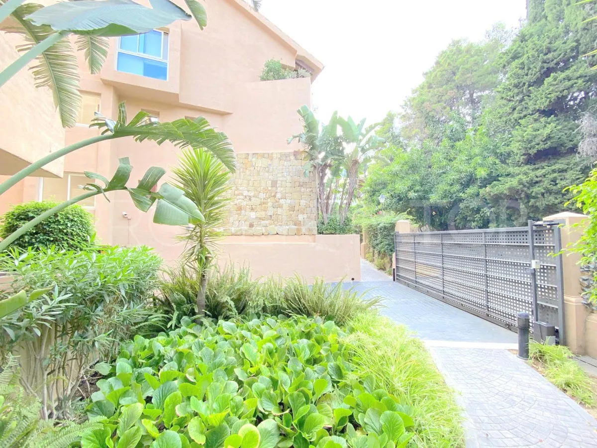 For sale apartment in Rio Real with 2 bedrooms