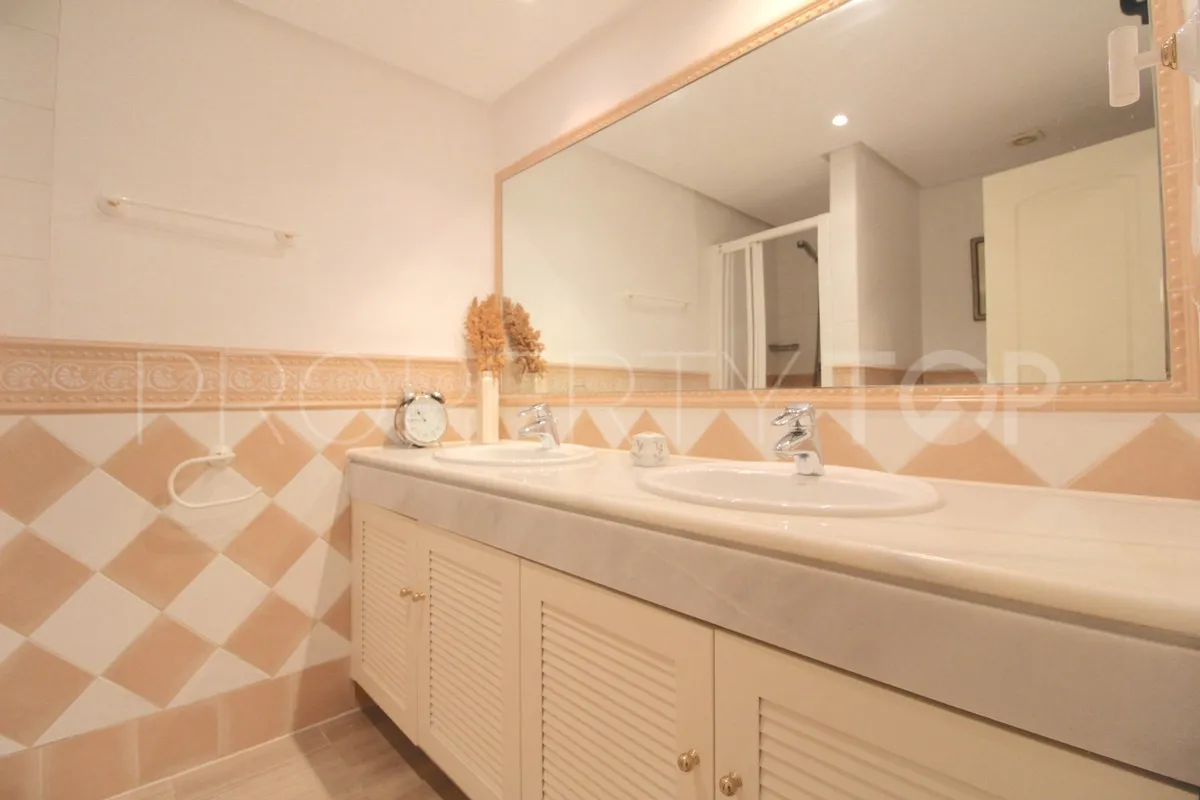 Bahia de Marbella ground floor apartment for sale