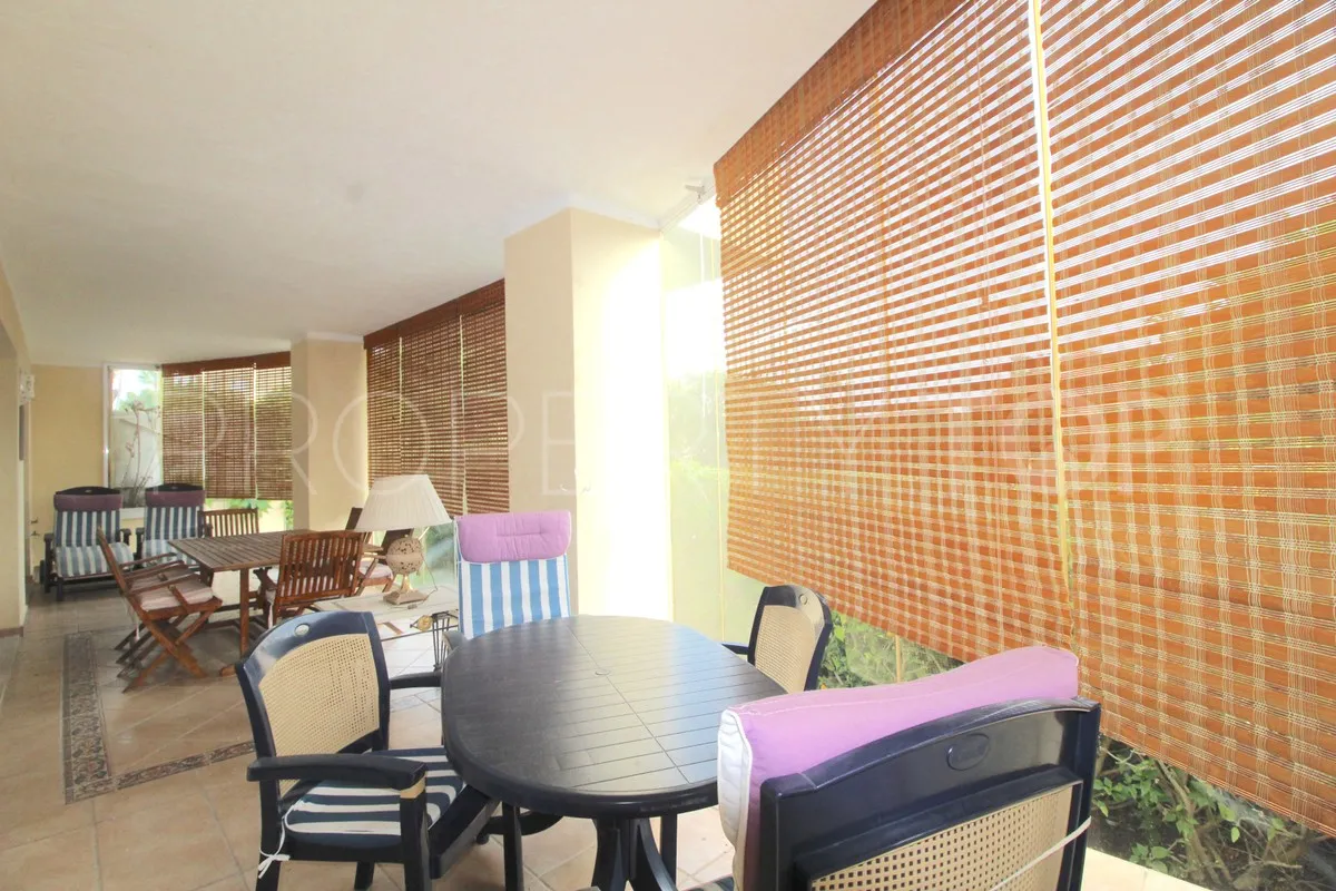 Bahia de Marbella ground floor apartment for sale