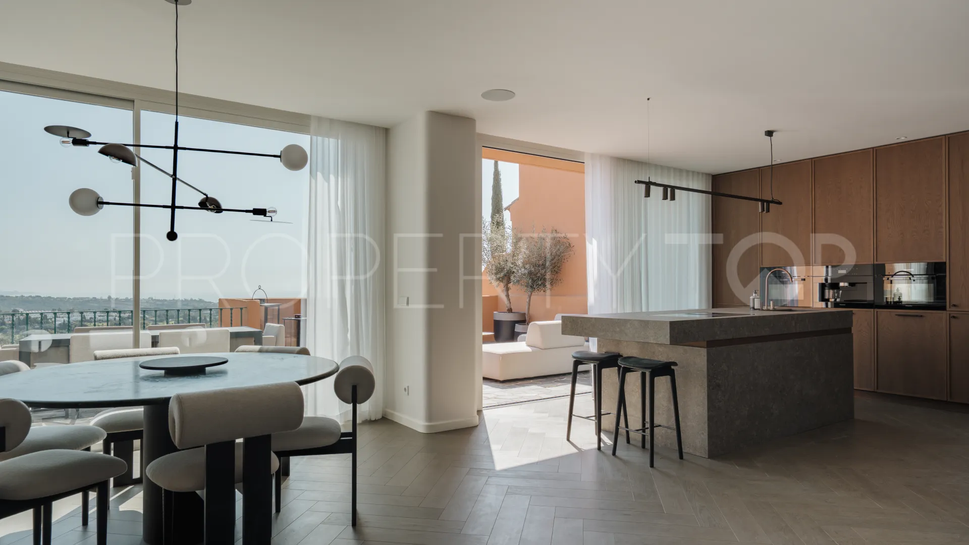 For sale penthouse in Les Belvederes with 4 bedrooms