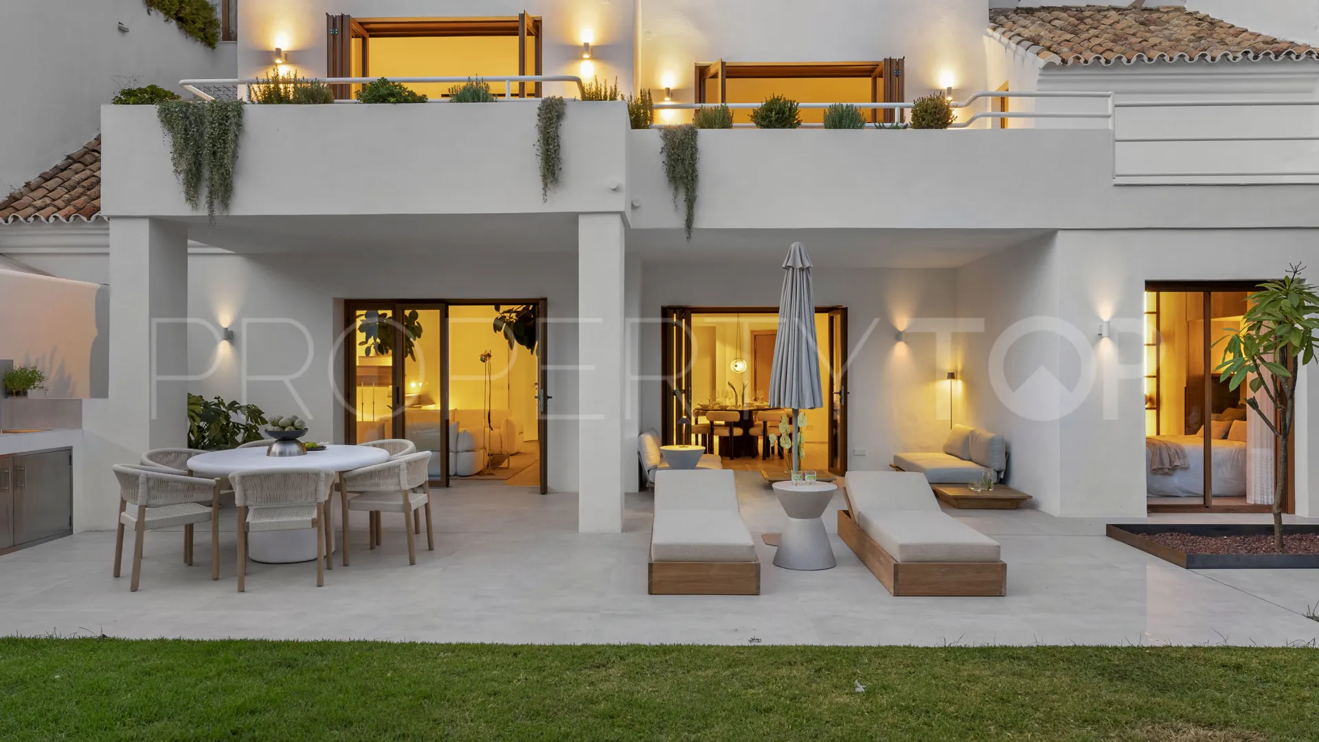 Ground floor duplex for sale in Alcores del Golf with 4 bedrooms