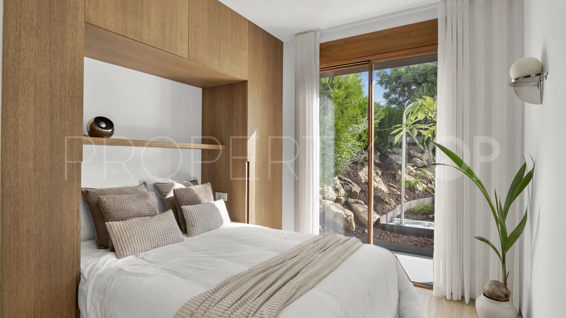 Ground floor duplex for sale in Alcores del Golf with 4 bedrooms