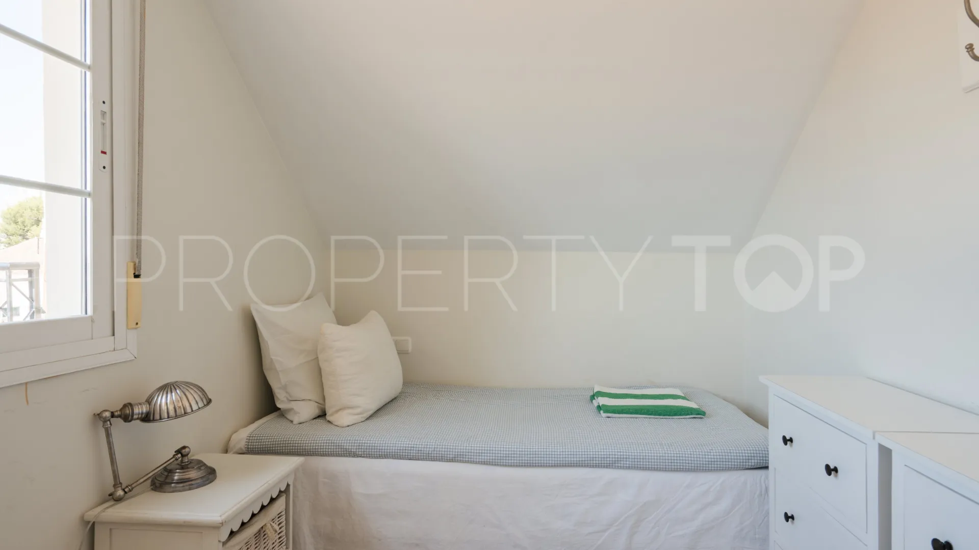 Las Brisas, atico duplex a la venta