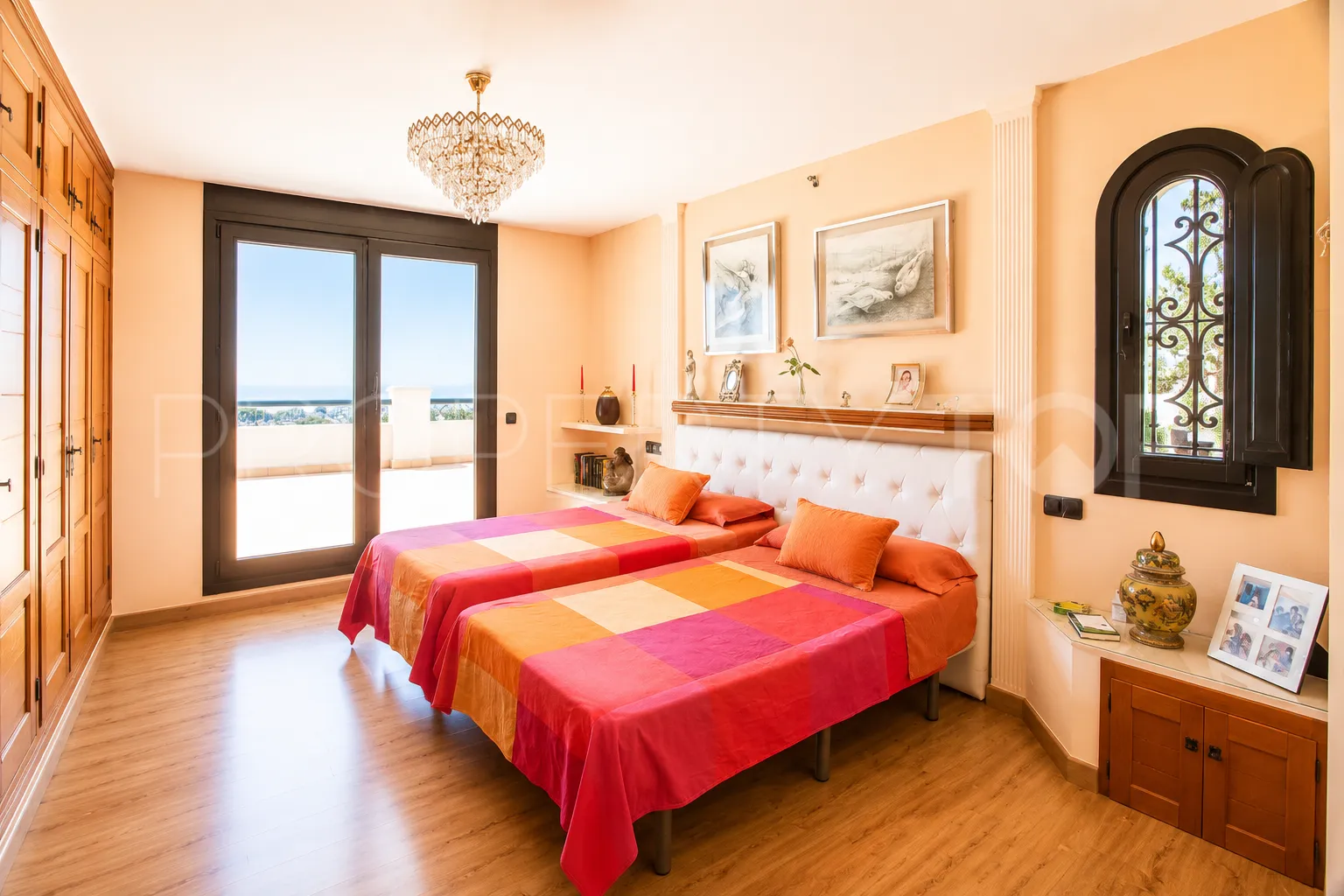 Finca a la venta en Estepona