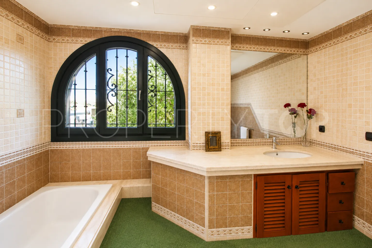 Finca a la venta en Estepona