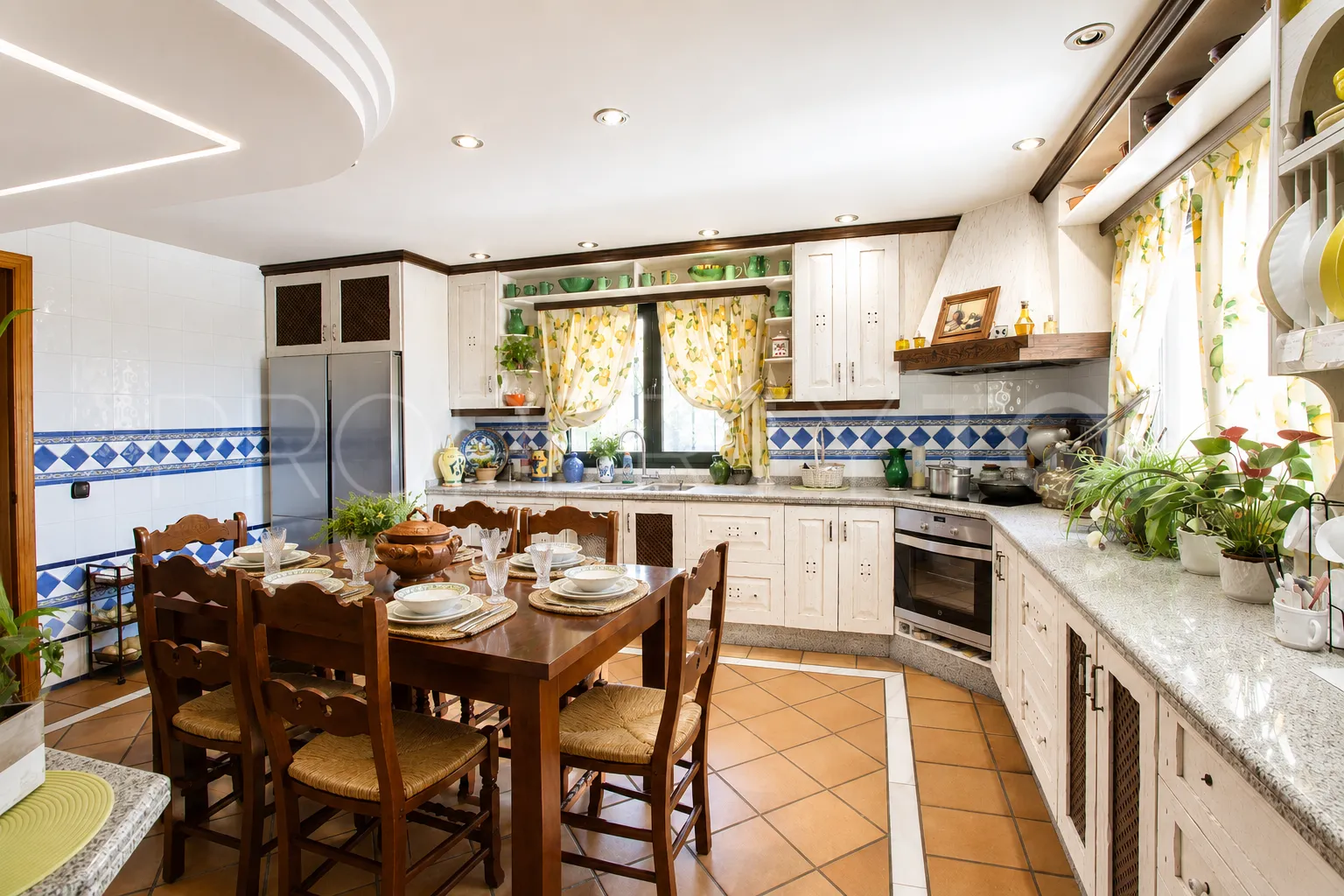 Finca a la venta en Estepona