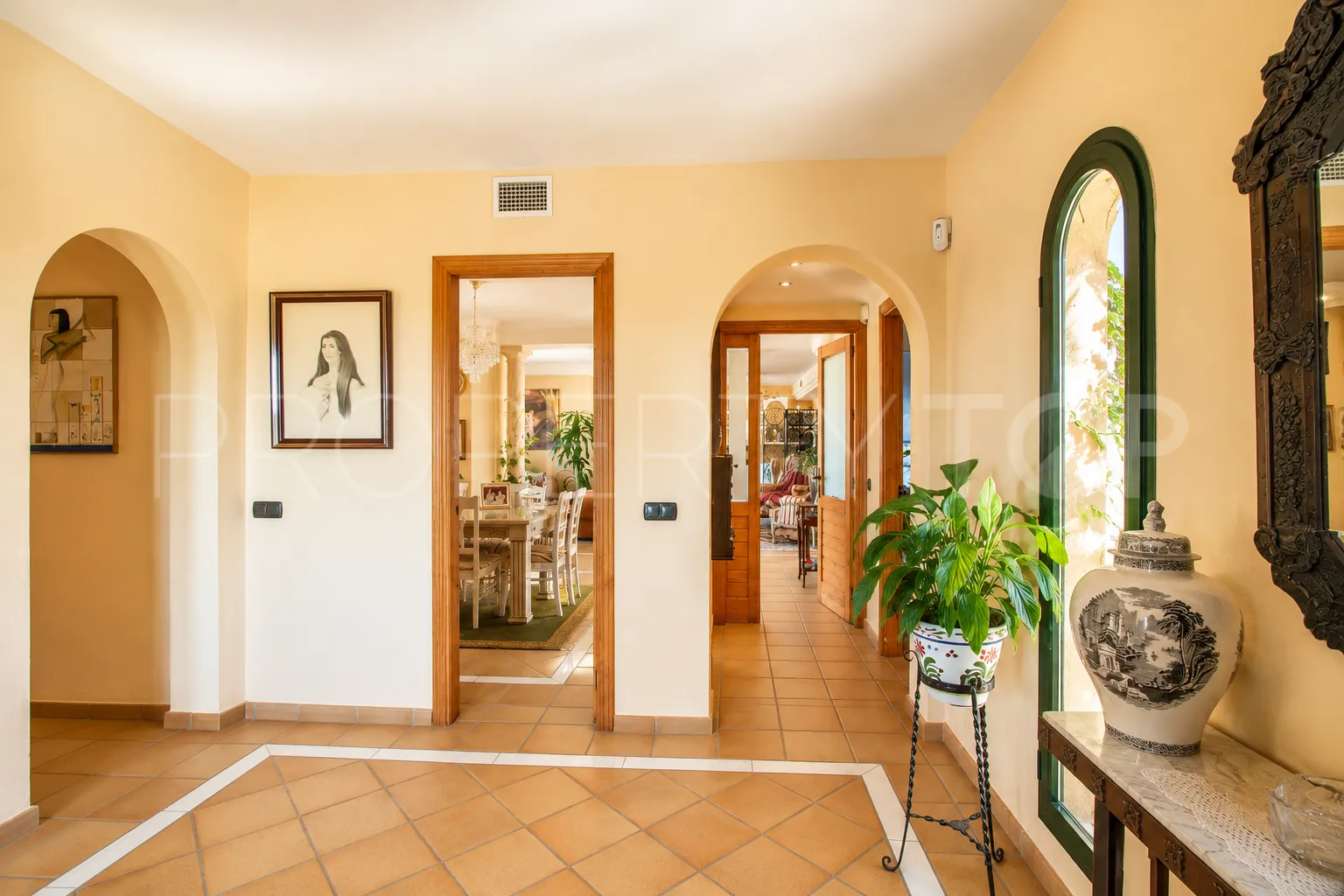 Finca a la venta en Estepona