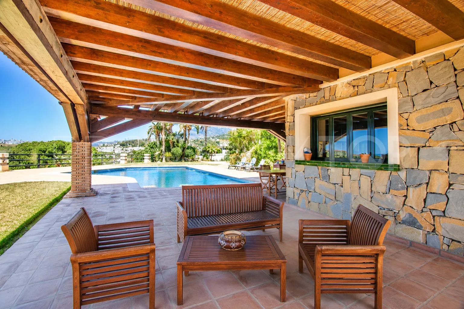 Finca a la venta en Estepona