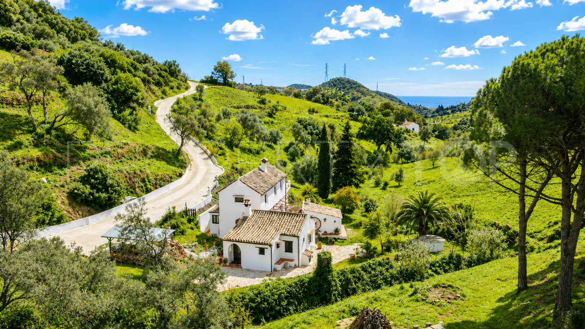 Se vende finca en Casares de 4 dormitorios