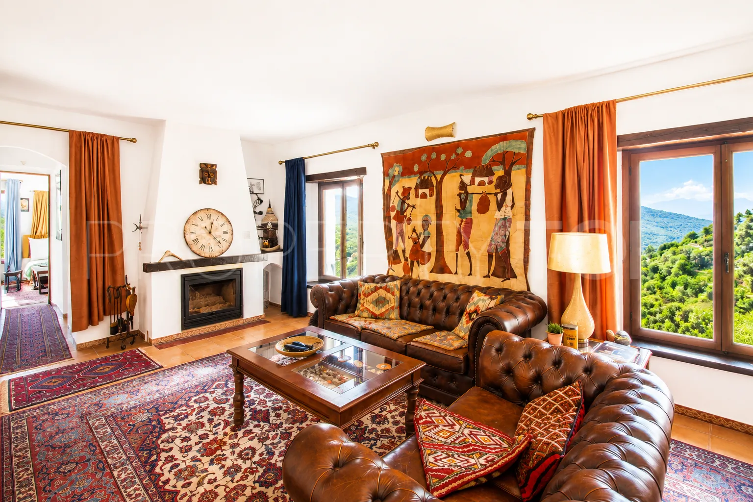 Se vende finca en Casares de 4 dormitorios