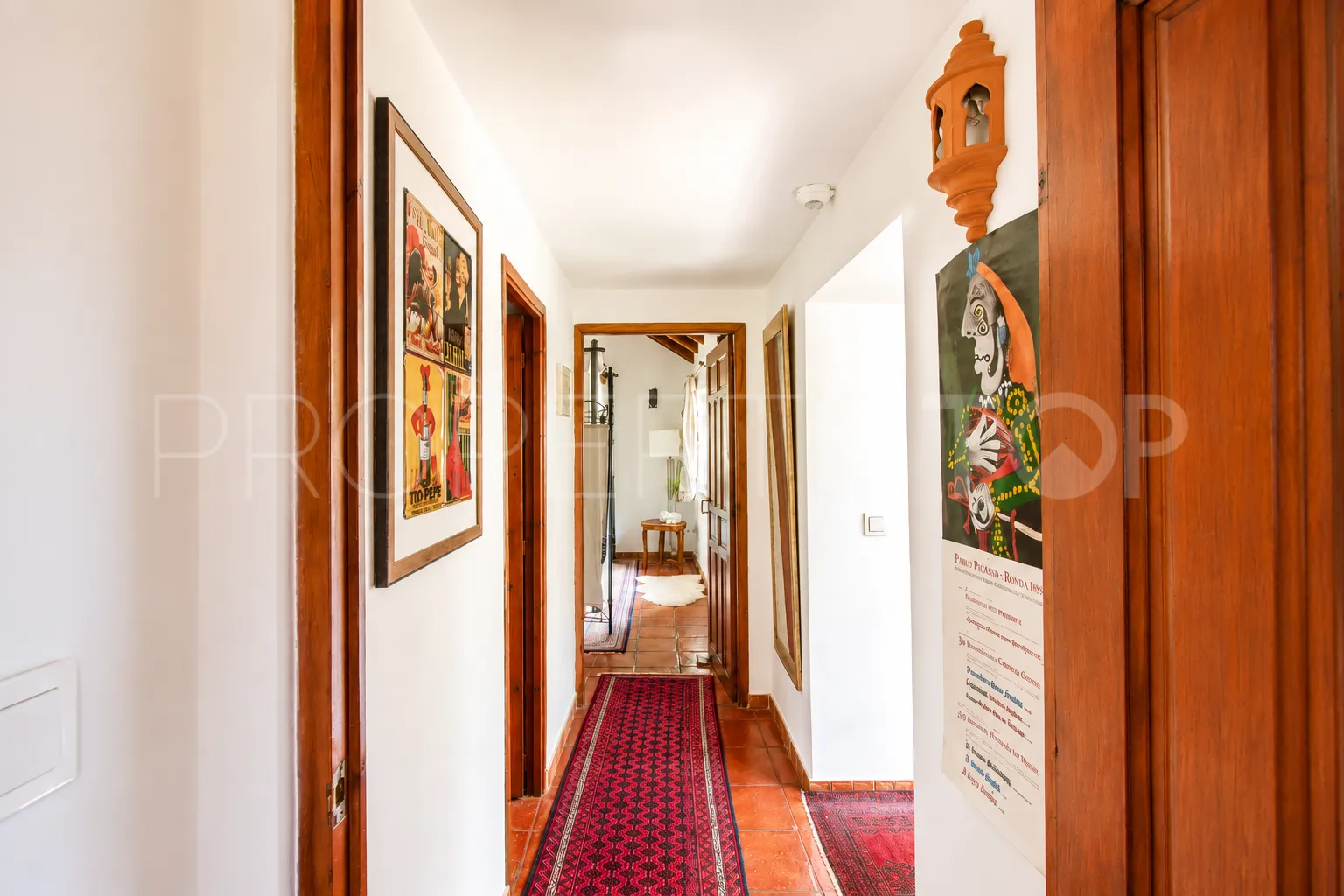 Se vende finca en Casares de 4 dormitorios
