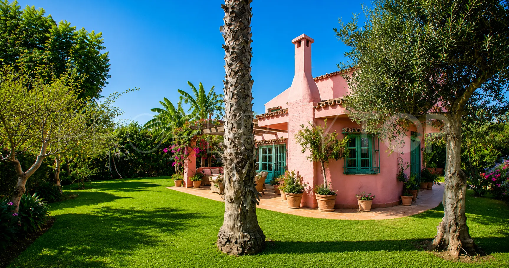 Finca en venta en Estepona
