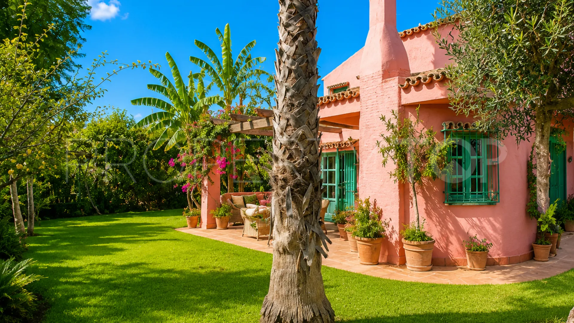 Finca en venta en Estepona
