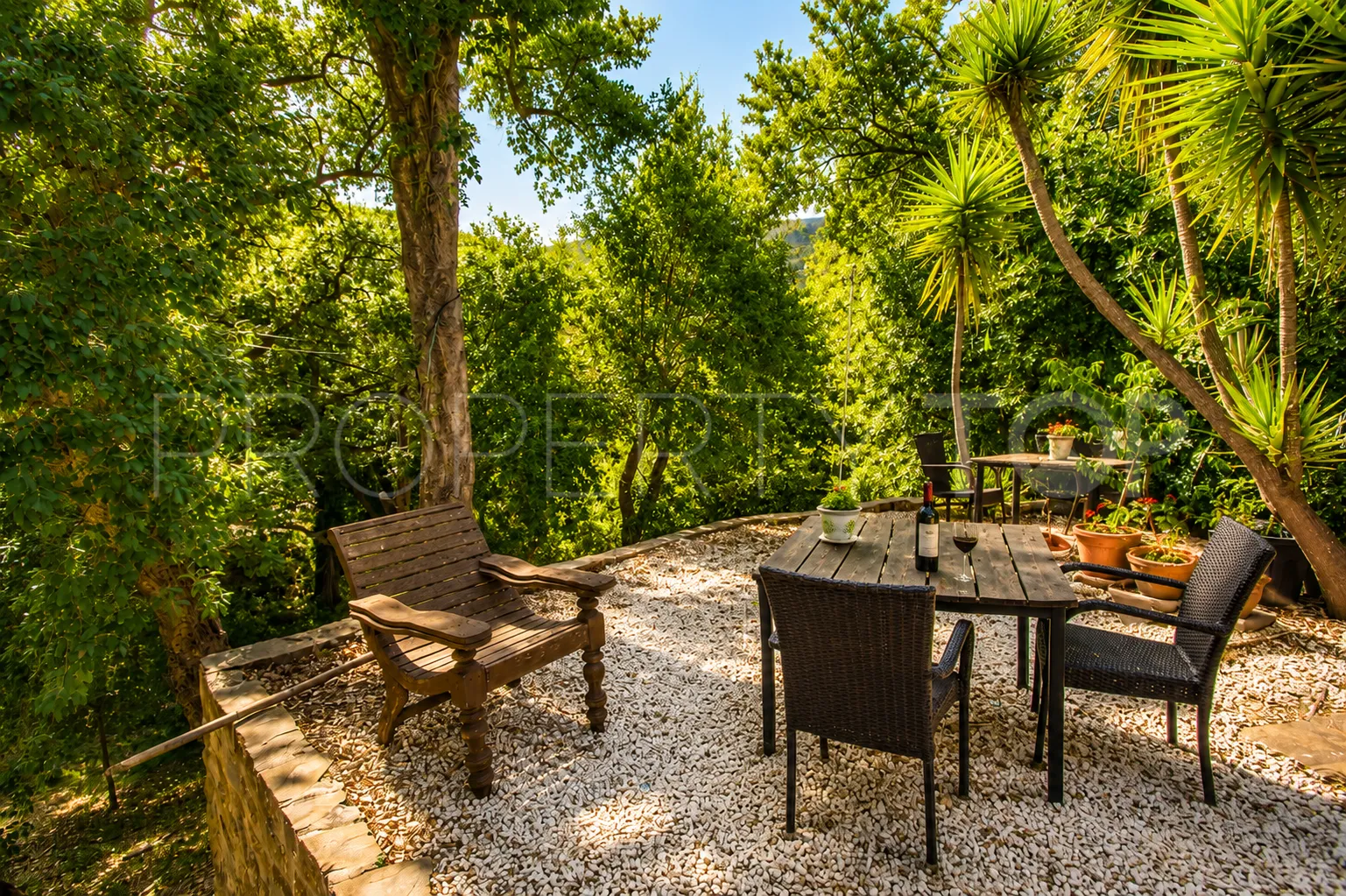 Finca con 3 dormitorios a la venta en Casares